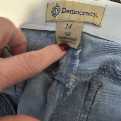 Democracy Mid Rise Bootcut Cropped Jeans Women Size 14 Blue Frayed Hem
