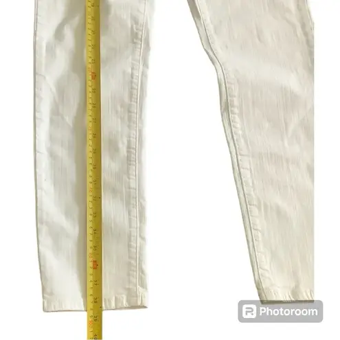 Apt. 9 White Straight Leg Jeans