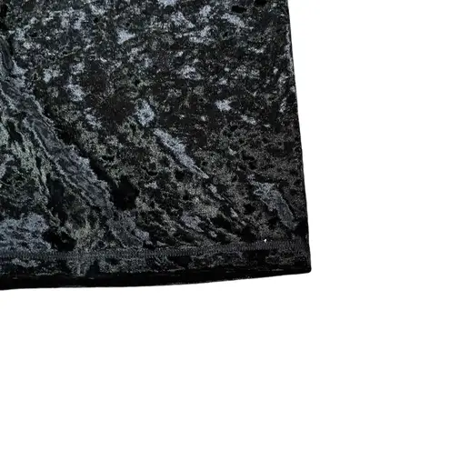 Good American  Women's Athleisure High Waist Black Faux Velvet‎ Biker Shorts Size