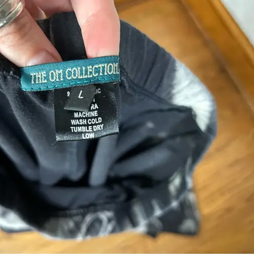 The Om Collection | Isabel Pant Crystal Tie Dye Bell Bottom Yoga Pants Size L Black Size L