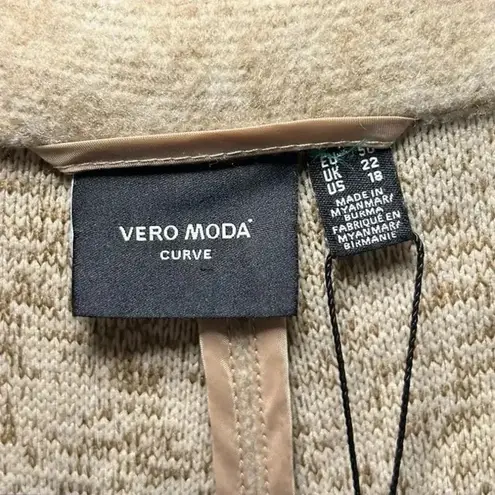NWT Vera Moda Women’s Plus Size Brushed Katrine Coat Beige Size 18