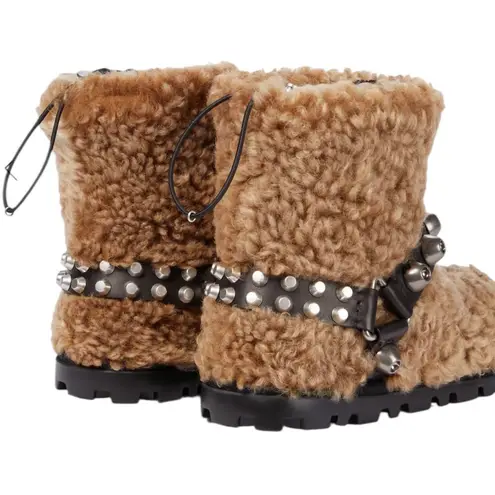 Miu Miu Genuine Shearling Studded Booties Après Ski Winter Boots EU 36 US 6 fur