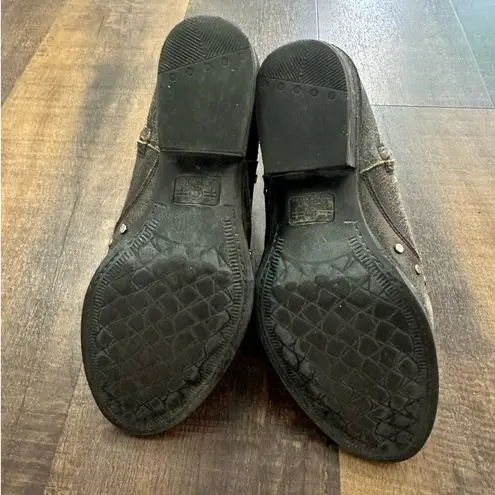 Circle G Western Ankle Boots Distressed Leather Studded Brown Size 8