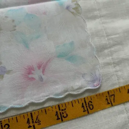 Faded floral print cotton scalloped edge bandana 0516 White