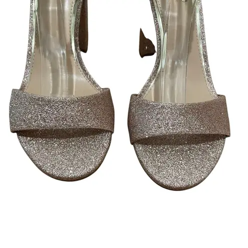 Jewel by Badgley Mischka Louise Ankle Strap Sandal Rose Gold Women’s Size 8