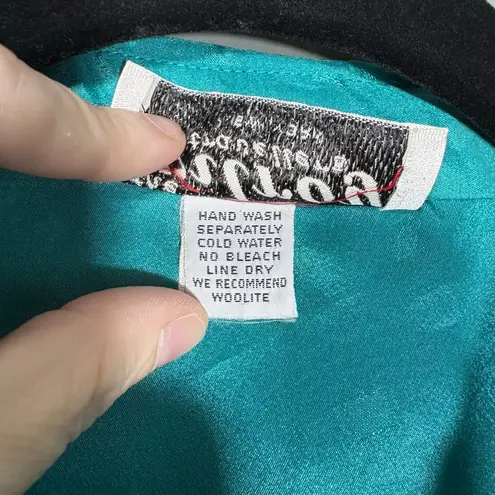 The Wilroy Traveller Vintage Women's 1970's Turquoise Top & Skirt Set