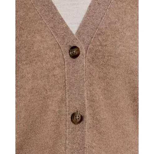 C by Bloomingdales NWT Sesame Grandmother Cashmere V