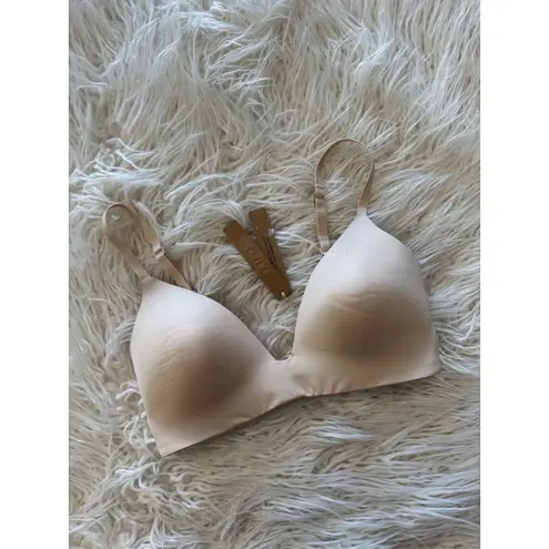 SKIMS Wireless Form T-shirt Bra Sand Size 32D