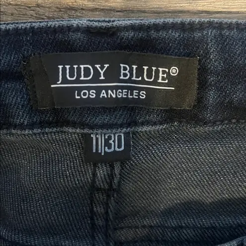 Judy Blue Straight Fit High Rise Button Up Black Wash Jeans w/Raw Frayed Hem 30