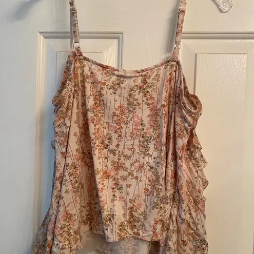 LC Lauren Conrad  floral ruffle Tank L