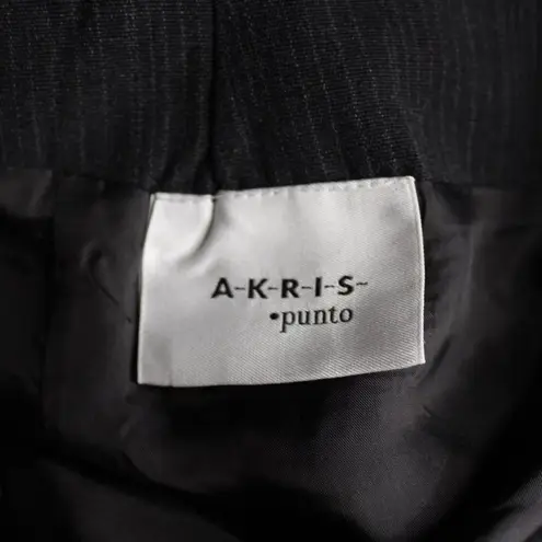 Akris Punto Wool Pinstripe Pencil Skirt Size US 6 Black Grey Lined Vented EUR 38