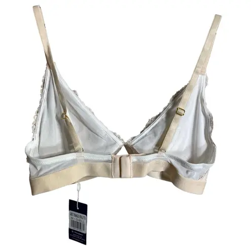 🆕 Pepper Triangle Lace Bralette Size M