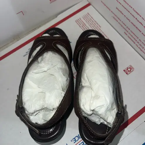 Hillard & Hanson Hillary & Hanson Womens Leah Brown Suede Open Toe Buckle Wedge Sandal US Size 6