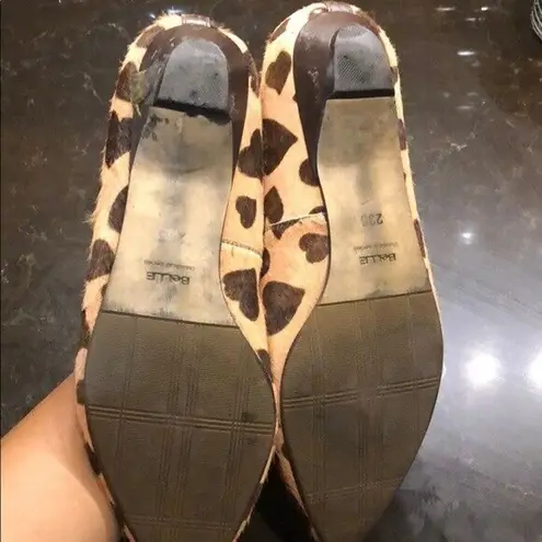 Belle classical series heart Cheetah print flats Size 7