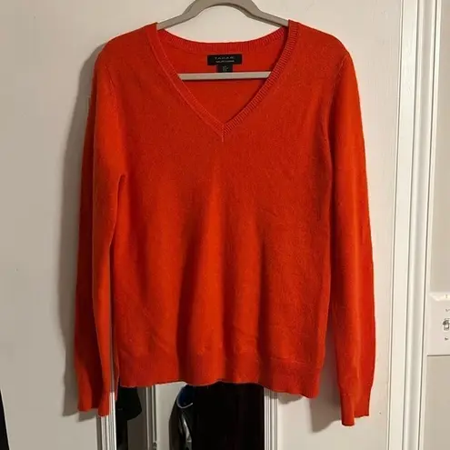 Tahari  Pure Luxe Women's Cashmere Pullover Sweater Size M Orange Red V-N…