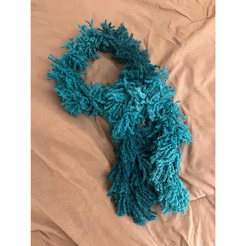 Warm & Stylish Blue Ombre Handknit Scarf