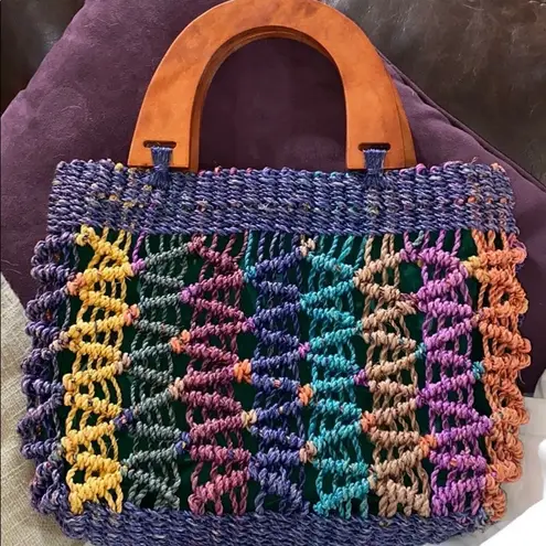 Vintage/Boho straw handbag with wooden handle Green