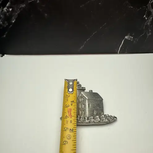 REN Round Island MI Lighthouse Brooch Brooch Pin Pewter Silver Tone Signed