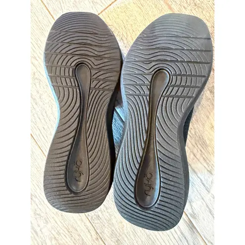 Ryka Black Active FOAM Fling Shoes Size 7.5W Wide Womens Slip Ons Stretch Knit