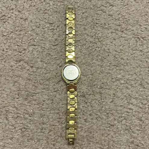 Mathey Tissot women’s vintage two tone bracelet watch one size Gold