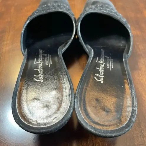 Salvatore Ferragamo Mules Suede Slide Kitten Heel Sz 6.5 AAA