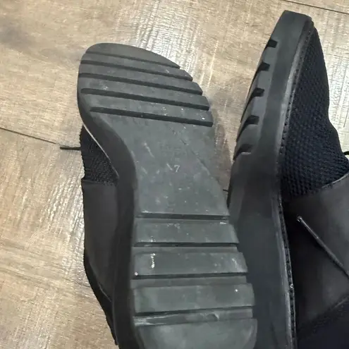 Eileen Fisher  womens 7 Wilson Lace Up Knit Wedge Shoes Sneaker Black chunky‎