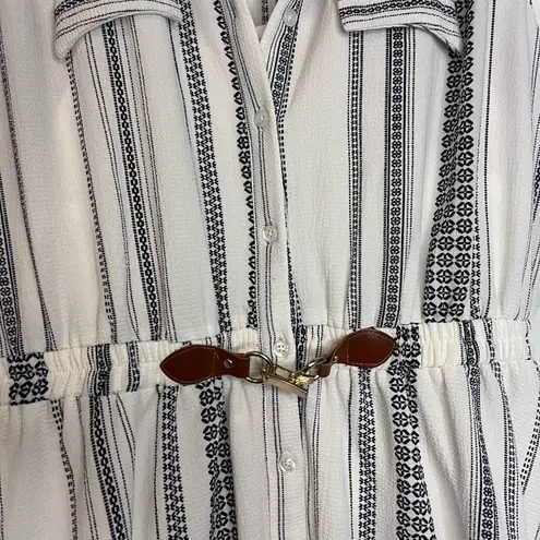 White and black striped Indigo Rose dress with belt and built in tank top Size undefined