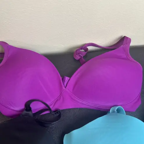 Lot/Bundle Of Three (2) Bras In Size 38C 1 bra 36C Warner - Image 10