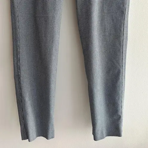 Emma & Olivia Black and White Houndstooth Print Cropped Ankle Pants, Size Small