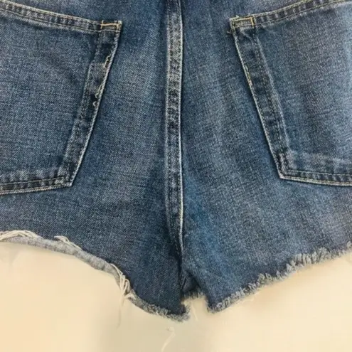 Topshop  Medium Wash Moto Mom Raw Hem Denim/Jeans Cut Off Shorts-Size 6