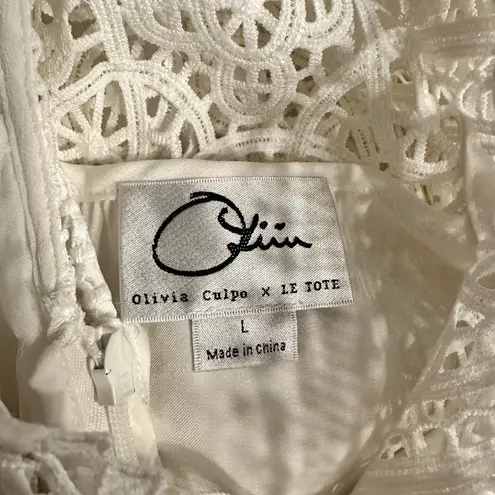Olivia Culpo x Le Tote White Medallion Lace High Neck Midi Dress size Large
