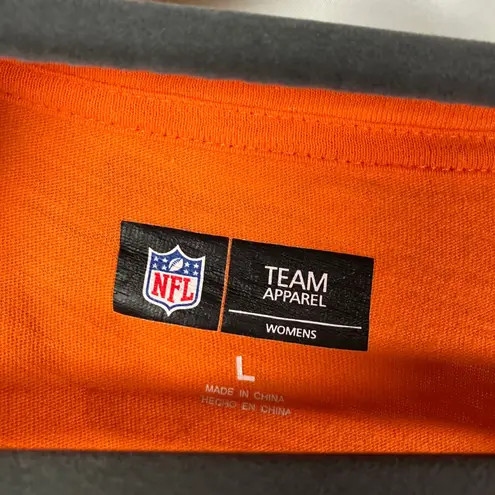 Denver Broncos NFL Womens T Shirt Large Orange Football V Neck Tee