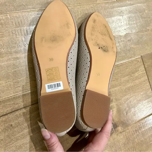 Emerald Label Women’s Leather Perforated Bow Ballet Flats Grey Size 8.5 EUC Gray