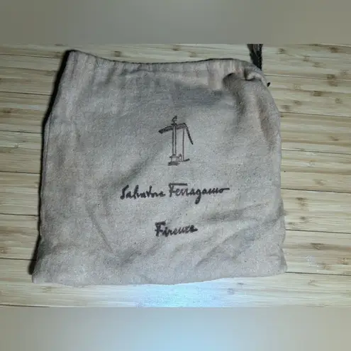 Salvatore Ferragamo Vintage Ferragamo Bag Cream Gold Chain Party 1980s Clutch Leather