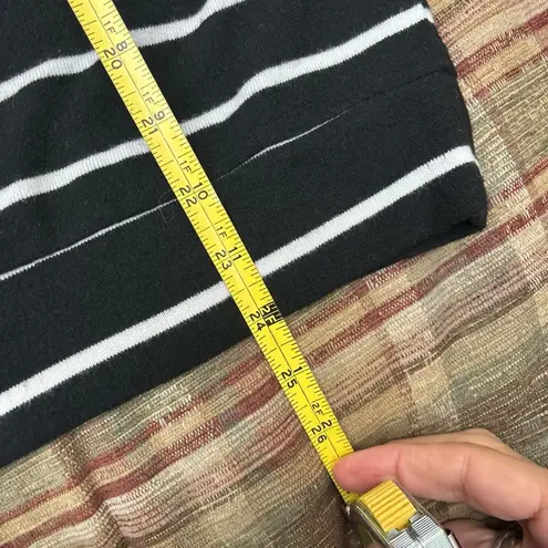 Chasor cold shoulder open back small sweater