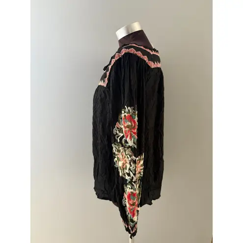 Sundance Artists Vision Tunic Size S Black Floral Embroidered Crinkle Boho NWOT