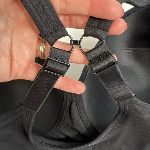 Avia  XXXL 3X Women's Sports Bra Medium Support Molded Plunge Seamless Wicking