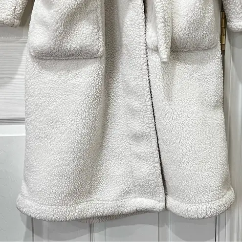 Pottery Barn White Sherpa Cozy Comfort Robe Size Medium With Pockets And Belt