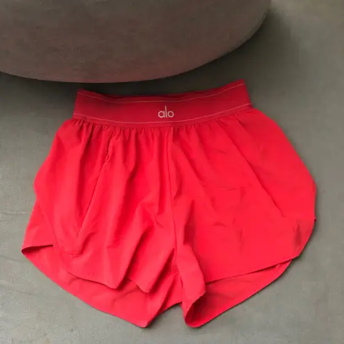Alo Yoga Match Point Short Candy Red XS