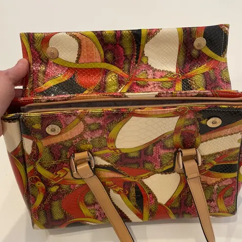 Hamiroo Women’s Colorful Abstract Handbag OS Textured Faux Leather Gold