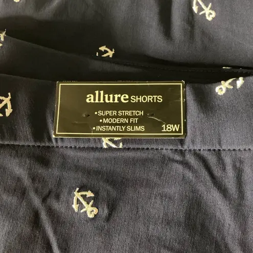 Allure Navy Blue Women's Shorts with White Pattern Size 18W