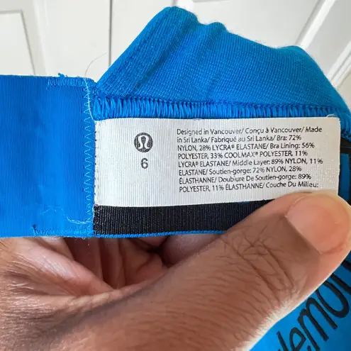Lululemon  Logo Train Bra