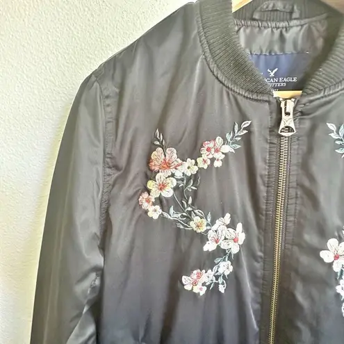 American Eagle  | Members Only Bomber Jacket Black Embroidered Floral | Medium