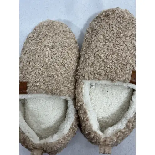 Womans Athmile Slipon Slippers 11