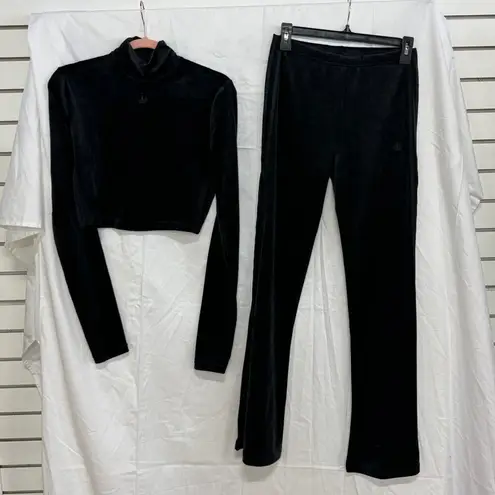 Adidas NWT  Originals Crushed Velvet Crop Top & Flared Pants Active Set Black S