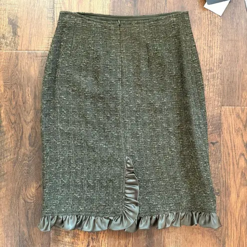 Rickie Freeman TERI JON two piece skirt suit, size 2, NWT Green