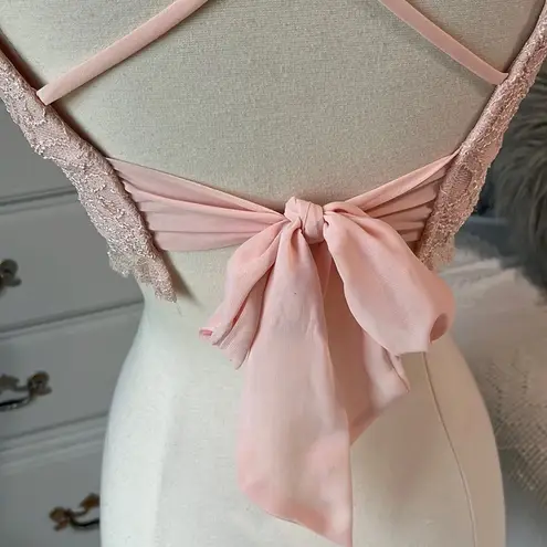 B Darlin  Lace Top Criss Cross Open Back Sash Tie Peach Womens 1/2 Romantic Lace