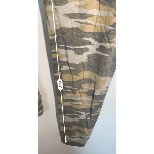 EXPRESS  Camo Jogger Pant