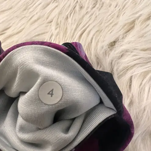 Lululemon  Wonder Under Crop – Size 4 - Image 4