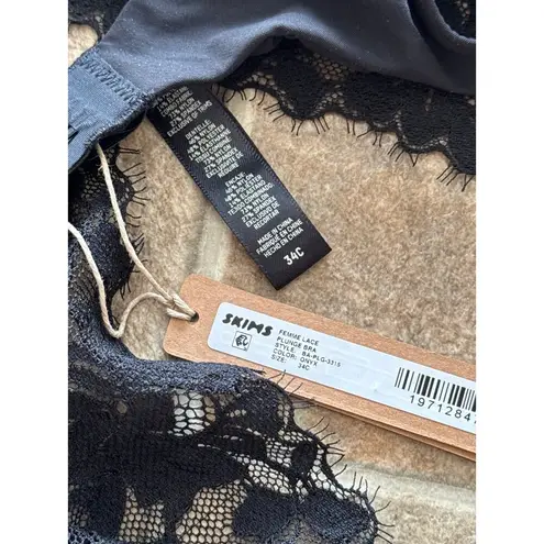 SKIMS Femme Lace Plunge Bra Onyx Size 34C